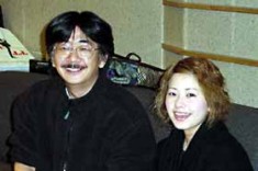 Nobuo Uematsu con Rikki, la cantante di Suteki da Ne (FFX)